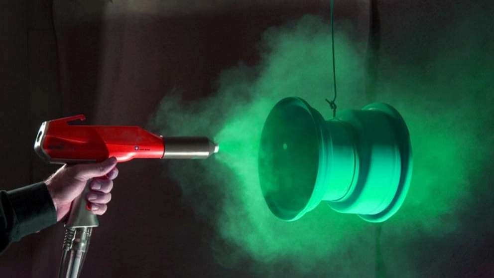 Bahman metal eserlerinin boyanması